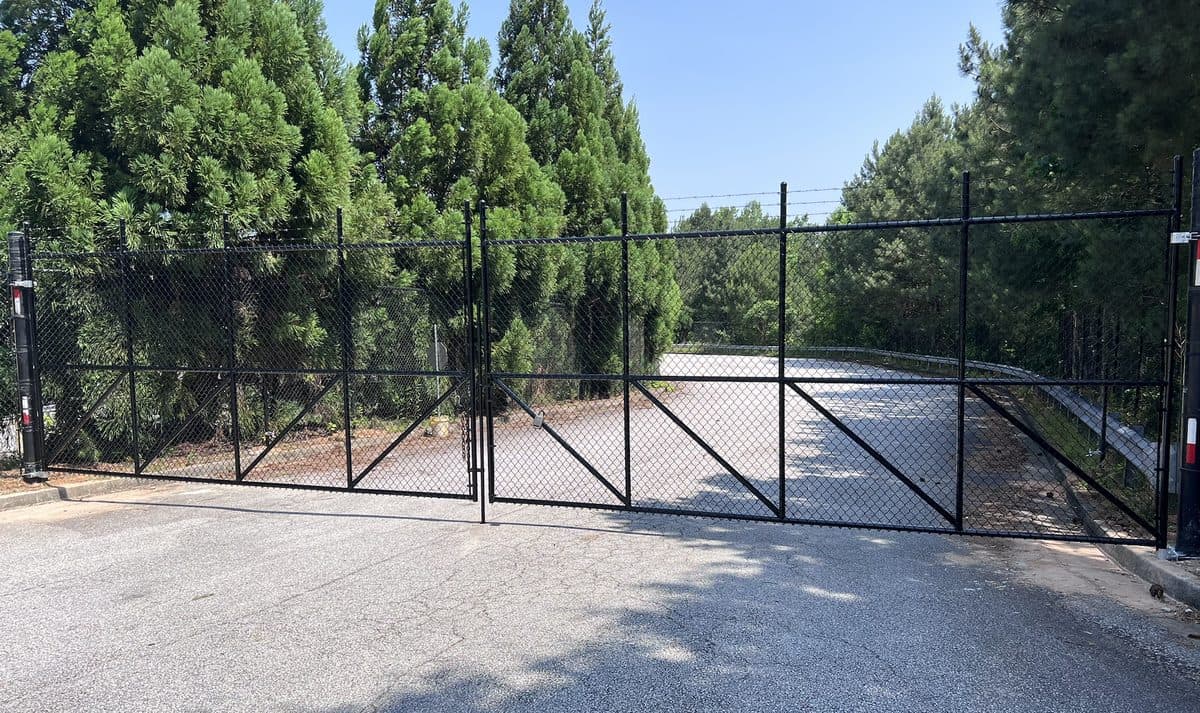 Black chain link double swing gate in Atlanta Georgia